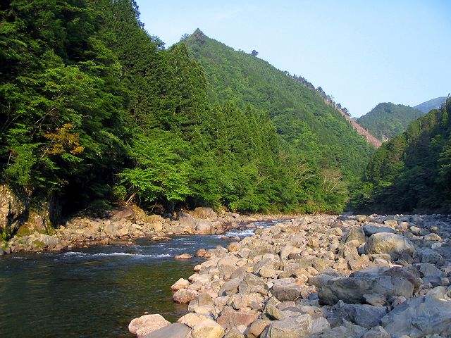 十津川・神納川本流