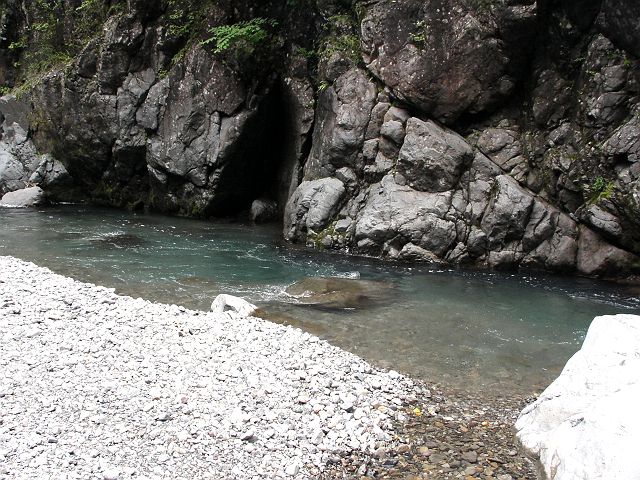 十津川・神納川本流