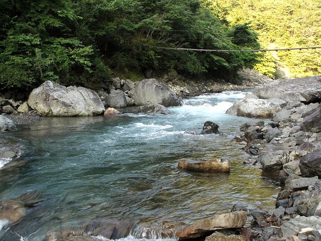 十津川・神納川本流