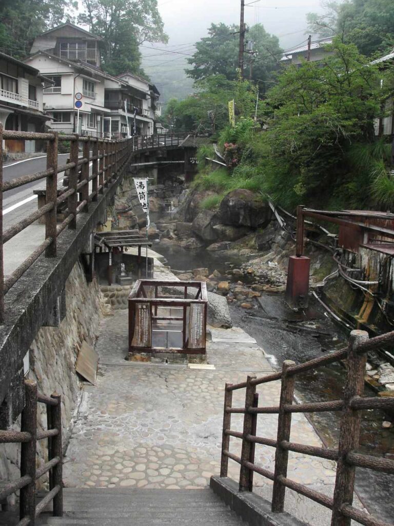 湯の峰温泉