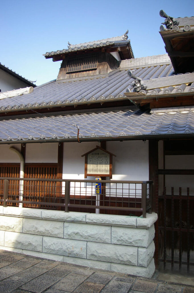 山中渓の町並みと桜風景