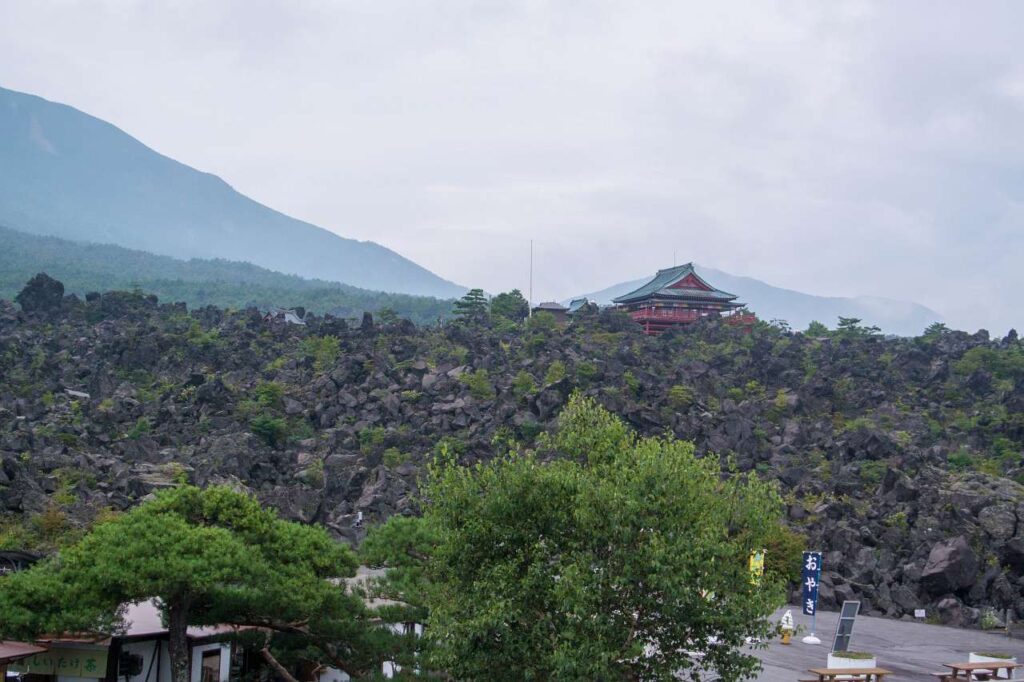 鬼押出し園