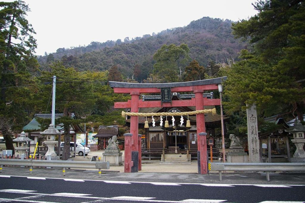 白髭神社