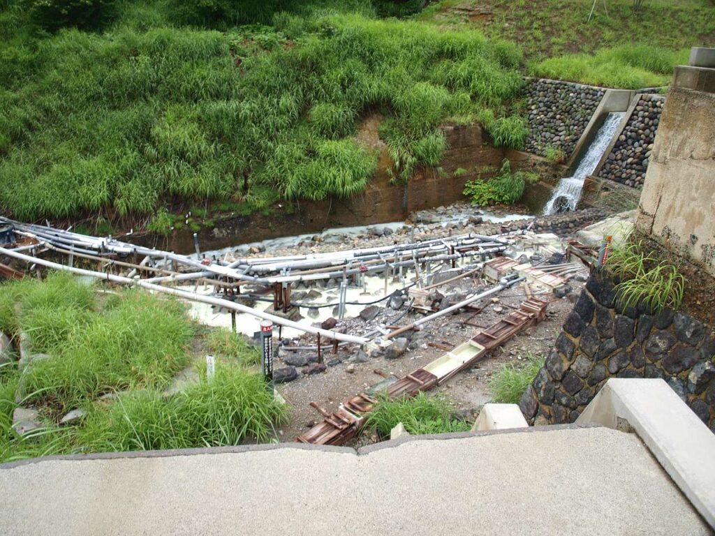 白濁の高湯温泉の写真画像