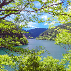 二川ダム湖　蔵王橋