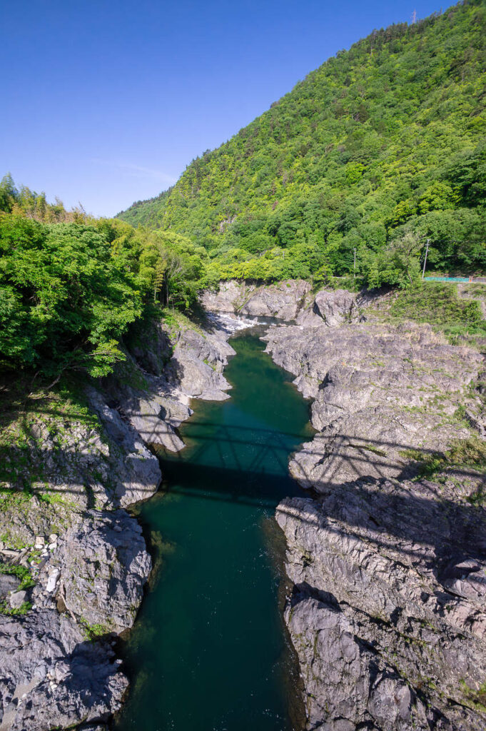 飛騨川、飛水峡