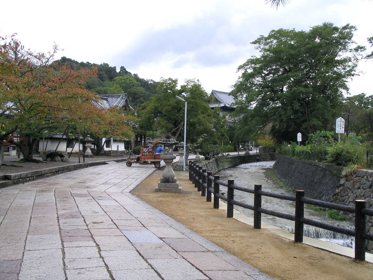 西国三十三ケ所三番札所・風猛山粉河寺