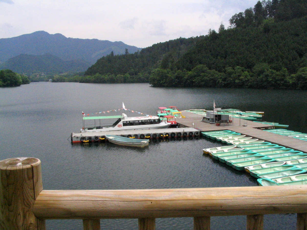 吉野　津風呂湖